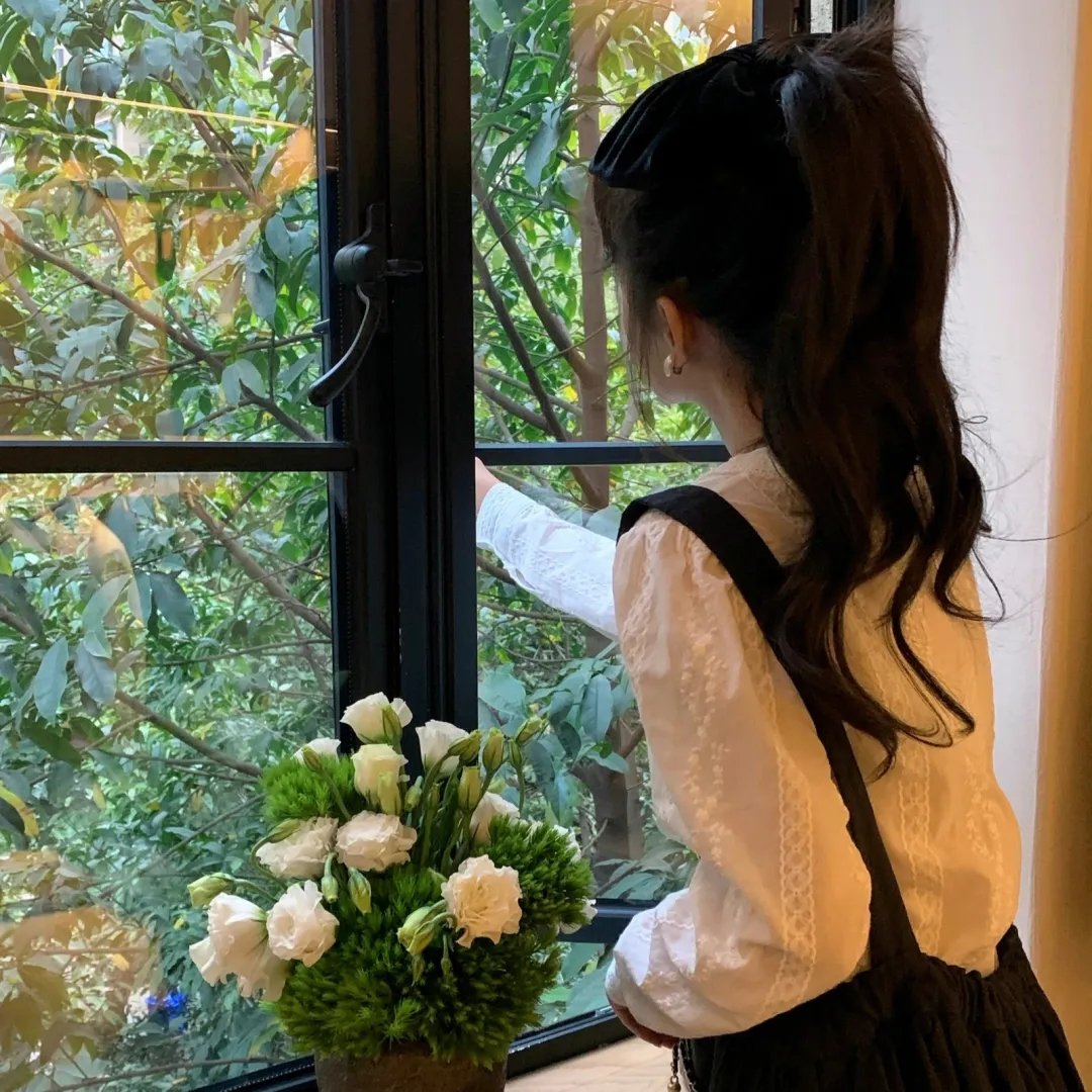 我有八个姐姐但是她们都是弟控